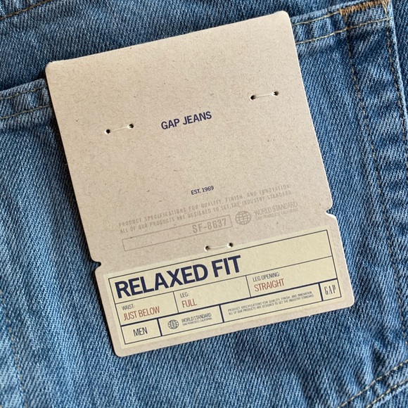 GAP relaxed fit jeans NWT - Picture 3 of 5